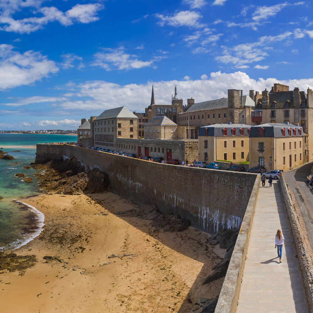 Regroupement de prêts à Fougères